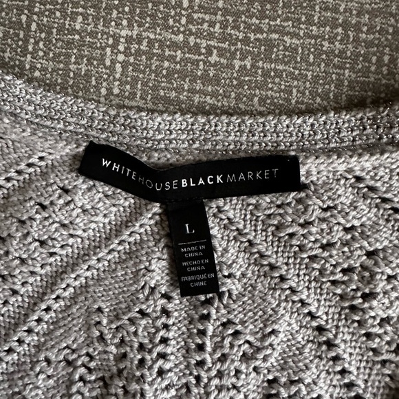 White House Black Market Silver Textured V neck top - Picture 3 of 7
